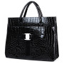 black_handbag_l